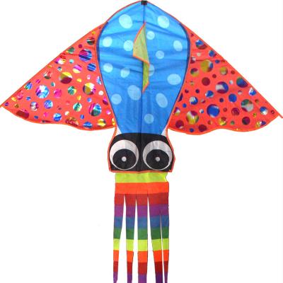 China Hot Selling Cheap Gift Child Flying Squid Animal Kite for sale