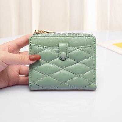 China Multifunctional Genuine Leather Ladies Fashion Ladies Short Wallet Latch Card Holder Wallet For Ladies for sale