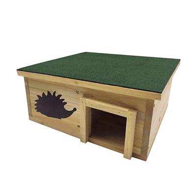 China Breathable Natural Fir Wooden Hedgehog House With Floor And Roof Waterproof Pet Hedgehog Cage Green Shelter for sale