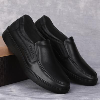 China Deodorization Tire rubber outsole anti slip wear-resistant soft breathable lightweight shoe lightweight soft men's genuine leather dress shoes for sale