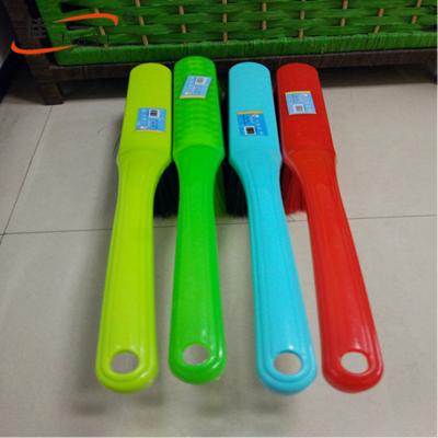 China Viable Factory Plastic Sofa Cleaning Brush Wholesale Price for sale