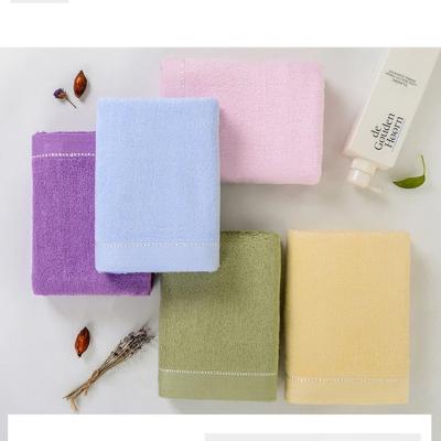 China Custom Logo Luxury Hotel Wholesale Bamboo Compressed Cotton Bath Towel for sale