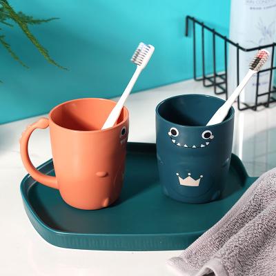 China Viable Single Cup Bathroom Toothbrush Cheap Price PP Gargle Cup Normal Use Customized Kids Children Tooth Brushing Cup Portable Cup for sale