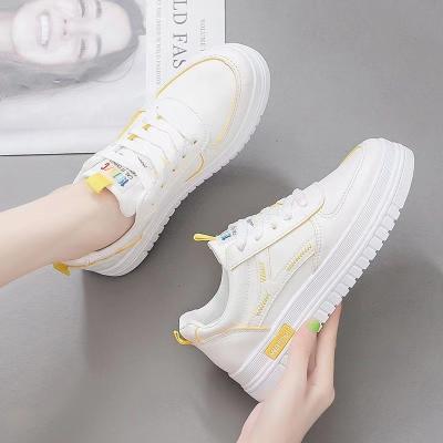 China Damping breathable lace-up shoes women's casual thick-soled new low-top shoes 2022 spring and autumn shoes for sale