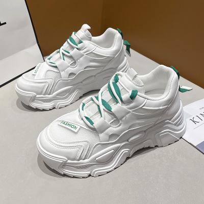 China Fashion trend female shoes wholesale breathable new fashion women's sports shoes running sneakers for sale