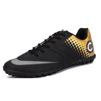 China Customized Mens Football Boots Rubber Material Outsole OEM ODM Available for sale