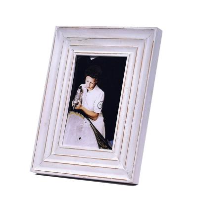 China Vintage 6x8 Inch Distressed Picture Photo Frame Wood Wholesale for sale