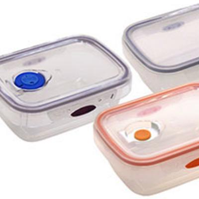 China Rectangular Push Microwavable PP Food Storage Container Lid With Date Indicator Silicone Valve 650ml,950ml,1250ml for sale