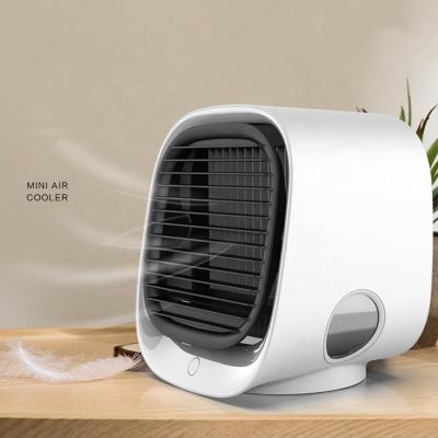 China New Mini Cooling Fan Humidified USB Fan Office Home Air Conditioning Portable Desktop Fan for sale