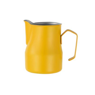 China Factory Wholesale 750ml High Quality Coffee Stocked Fashionable Milk Jug Frothing Pitcher Steamer Jug With Handle for sale