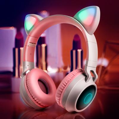 China Cute wireless earphone new arrival christmas gifts kids (can use wired also) led over ear bluetooth cat ear headphone for sale