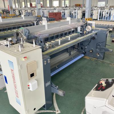 China Heavy Fabric Water Jet Looms 360cm Dobby Opening Water Jet Weaving Machine for sale