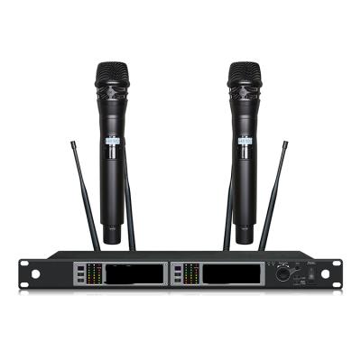 China Leicozic U4D Handheld Dual Channel Wireless Microphone True Diversity Wireless Microphone Singing Stage Performance For Singers for sale