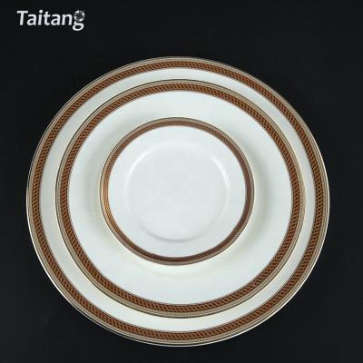 China Sustainable Restaurants Plate Decal Rim Flat Plates Round Tableware Set White Ceramic Decal Plate for sale