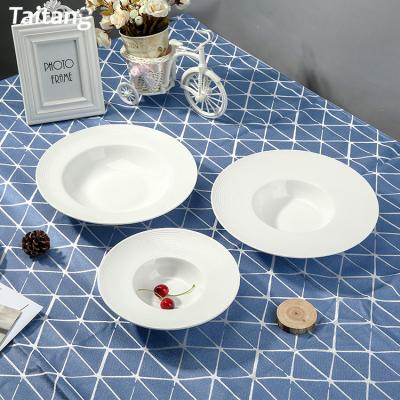 China Viable Restaurant Ceramic Dinner Dish Sets White Ceramic Soup Dish Wholesale for sale