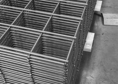 China Easily Assembled Length 30m 19 Gauge Galvanised Weld Mesh Panels for sale