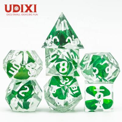 China Resin Udixi Resin DND RPG Dungeons And Dragons Edge Carve With Real Clover for sale