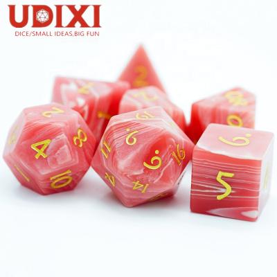 China Udixi Pattern Red Agate Pattern Red Agate Gemstone RPG Dice RPG Dice Dice Set For Board Games for sale