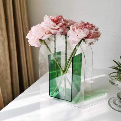 China Vase Flower Decoration Traditional Modern Acrylic Vases For Flowers For Hotel Office Home Decoration for sale