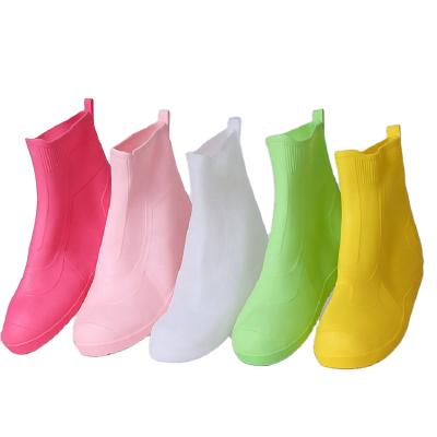 China Fashion trend non-slip padded outdoor men and women for cycling overshoes waterproof rain boots for sale