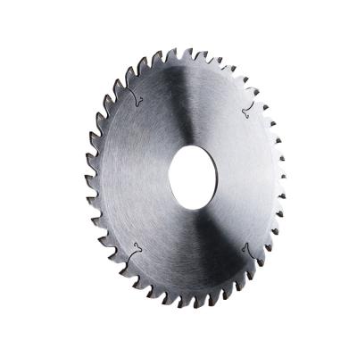 China Durable PCD Cutting Diamond Circular Saw Blade Wood Cutting for sale