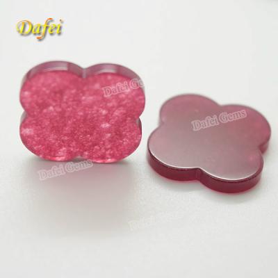 China Beautiful Natural Jade Dyed Rose Red Four Leaf Clover Jewelry China for sale