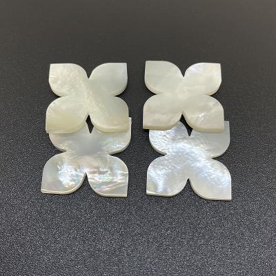 China No New Design Flower Shape Natural White Mother Of Pearl For Pendant for sale