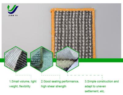 Chine Liner d'argile géosynthétique de bentonite imperméable à l'eau 4000 g/m2 pour le traitement des eaux usées à vendre