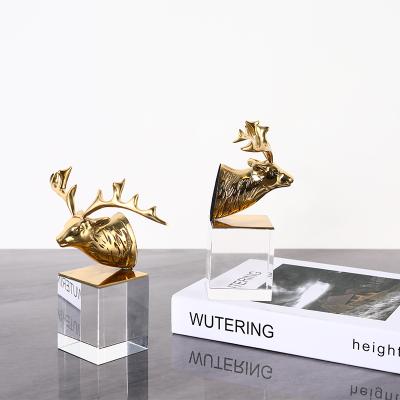 China Wholesale Unique Mesa Golden Elk Decorate Acrylic Minimalist Dispenser Reading Room Bookcase Bookends for sale