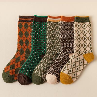 China Custom Logo Mens Breathable Wool Socks Long Sock With Argyle Sports Warm In Winter Socks for sale