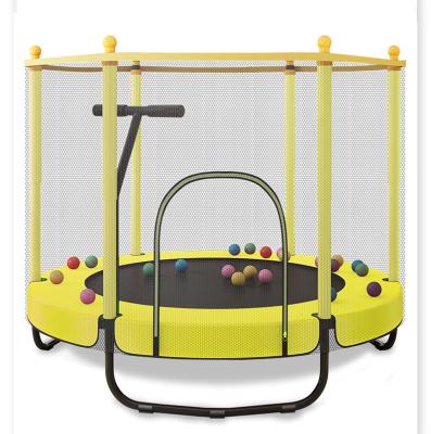 China With Protective Net Rectangle Trampoline For Kids With Protective Net for sale