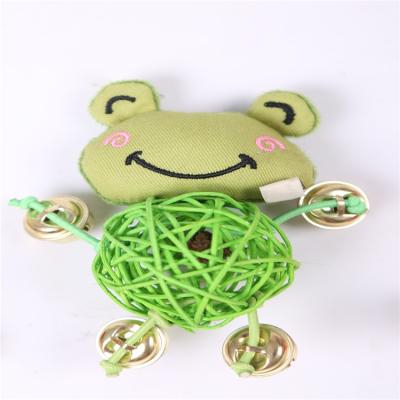 China Custom Canvas Viable Plush Fabric Slivervine Skins Fruit Frog Cat Toy for sale