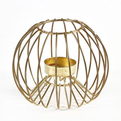 China Tealight Wholesale Home Decorative Lantern Gold Metal Candle Holder Wire Candle Holder Home Wedding for sale