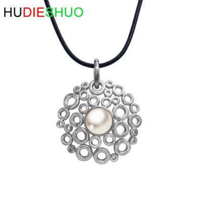 China Punk Traditional Long Necklace Clear Necklace Wrapping Sweater Chain for sale