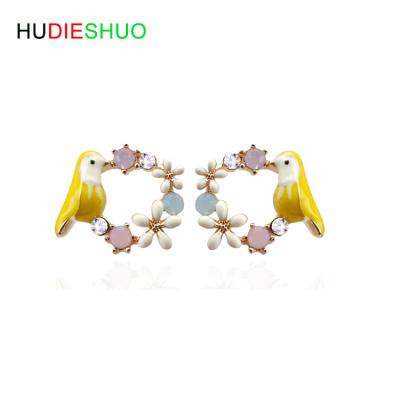 China Newest Simple Design Simple Design Wholesale Price Cute Austrian Crystal Bird Inlay Stud Earring for sale