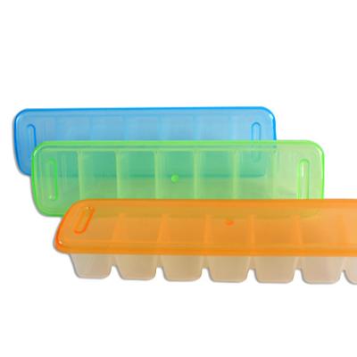 China Ice Making Food Grade Hot Selling Plasitc 7 Holes Reusable Ice Cube Mold Tray With Removable Lid For Making Chilled Drinks for sale