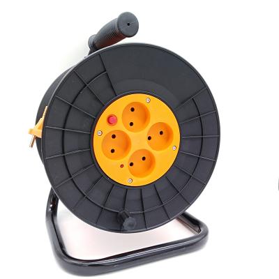 China Electrical Cable Industrial Wire Reel With Industrial Switch European 2pin 25m Sizes Medium Voltage PVC Copper for sale