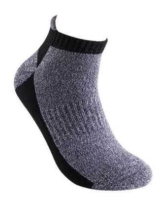 China QUICK DRY Wholesale Hot Sale Bamboo Spring Men's Sports Socks Socks for sale