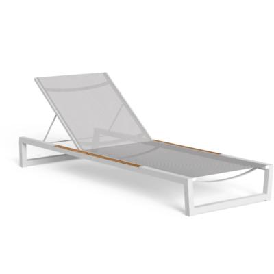 China Durable Water-Proof UV Protection Outdoor Chaise Lounge Wooden Frame Hotel Pool Furniture Sets Sun Lounger For Beach for sale