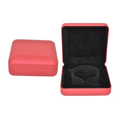 China Jewelery packaging custom factory wholesale best prices gift storage display velvet packaging bracelet jewelry leather bracelet box for sale