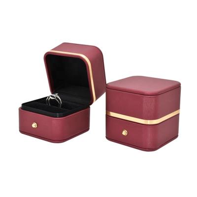 China Factory Good Quality Jewelry Display Gift Jewelry Display Wholesale Plastic Leather Plastic Storage Ring Box Good Quality Velvet for sale