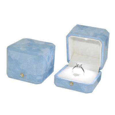 China Modern Luxury Wholesale Engagement Gift Retail Storage Led Jewelry Packaging Ring Box Velvet Boxes Custom Made for sale