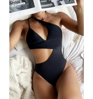 China Breathable tying one piece swimwear 2022 cut out one shoulder sexy one piece swimsuit for sale