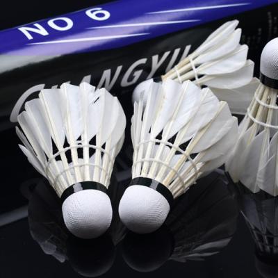 China China Factory Durable Duck Feather No.6 Cheap Badminton 12pcs Per Dozen Solid Shuttlecock And Durable Amateur Badminton Entertainment for sale