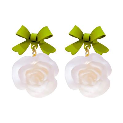 China Cute translucent pink earrings, frosted bow studs, new design fashion lady sweet earrings for sale