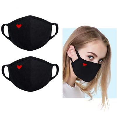 China Fashion print heart maskes popular fast washable black facemask sublimation reusable customized cubrebocas maskes for sale