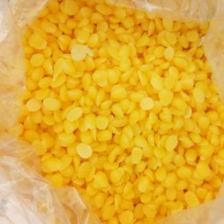 China Pure Yellow Beeswax Cosmetic Wax Raw Material CAS No. 8006-40-4 for sale