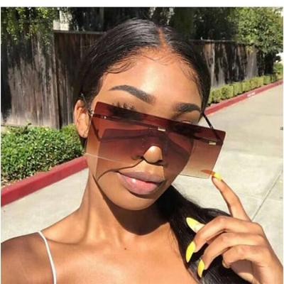 China New Fashion Sunglasses 2021 Fashion Metal Frame One Piece Ocean Glass Oversized Sun Glass Square Shades Rimless Sunglasses Women for sale