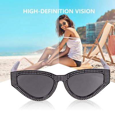 China New Arrival 2022 Luxury Diamond Vintage Women Sun Glasses Rhinestone Moonstone Eyeglasses 2020 Fashion Sunglass 2021 for sale