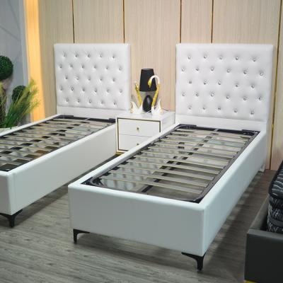 China Single Storage Hotel Double Upholstered Diamond White Leather Tufted Beds With Metal Frame for sale